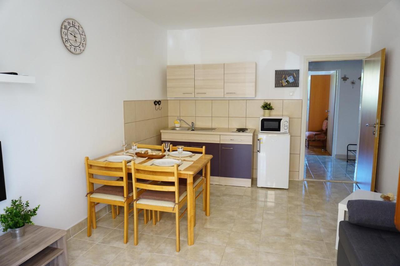 Apartment Jelena Fažana Extérieur photo
